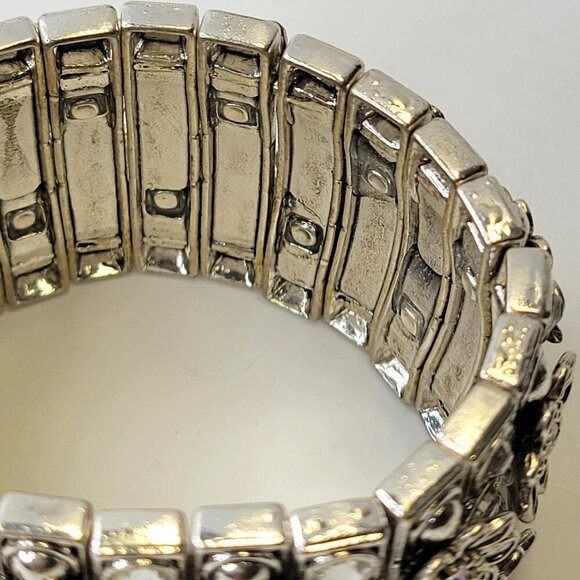 Silver Tone Floral Crystal Stretch Bracelet - Picture 6 of 7